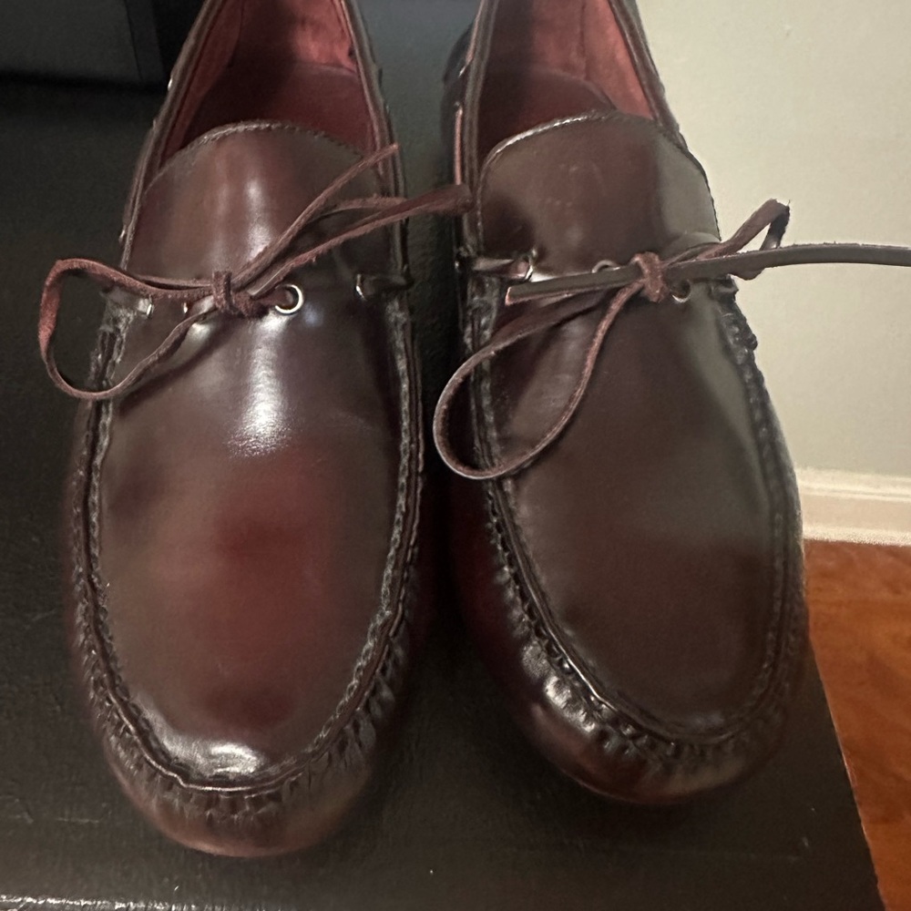 Like new Cole Haan Nike Air loafers